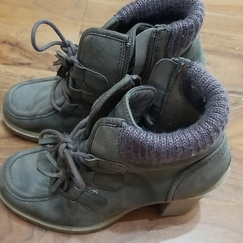 Booties - Picture 2 of 4